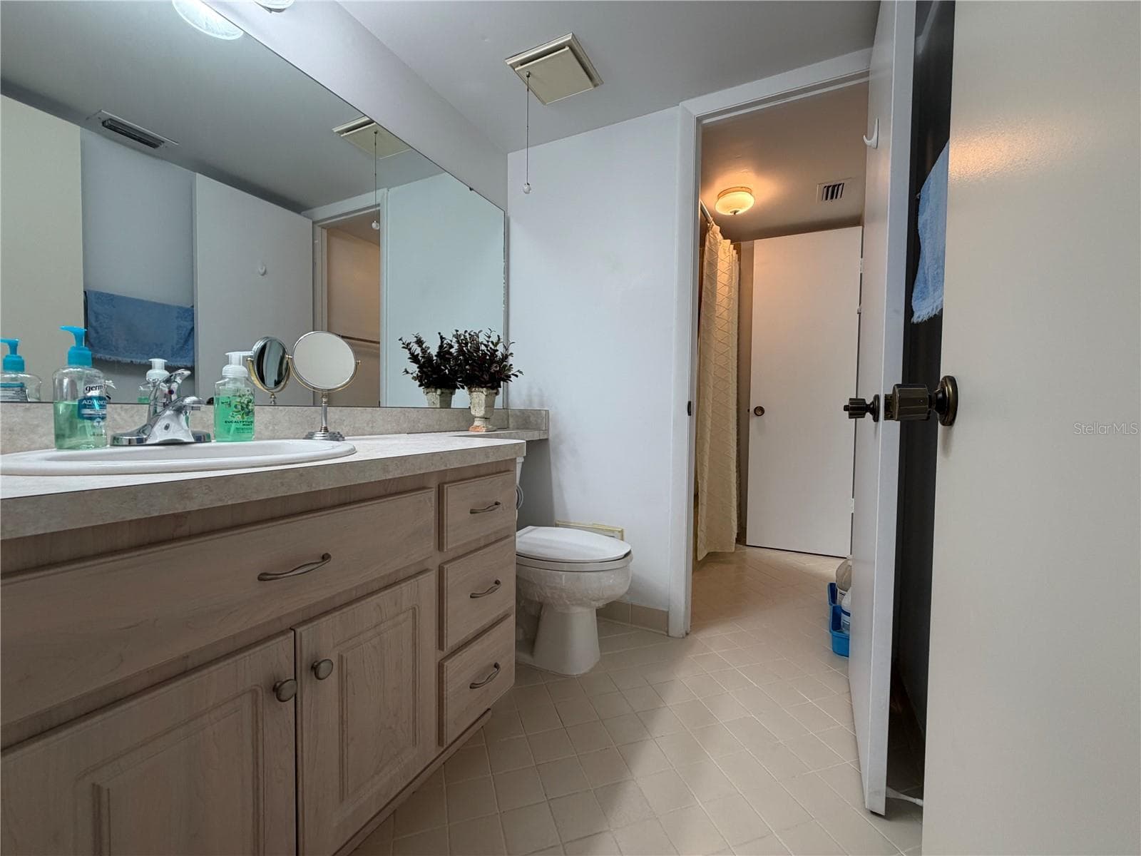 Condominium at 656 MIDWAY DR #A, OCALA, photo 10 of 30