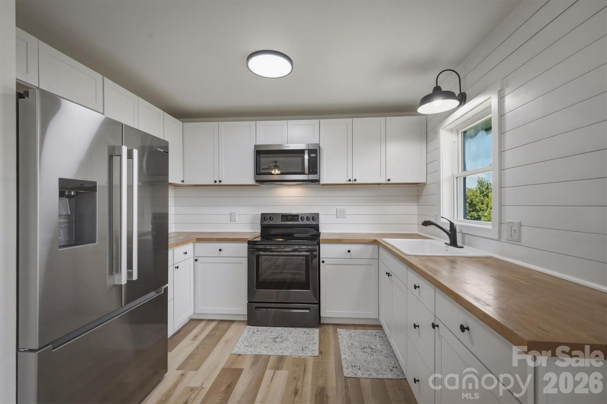 Single Family Residence at 822 Windy Mountain Road, Deep Gap, photo 6 of 31