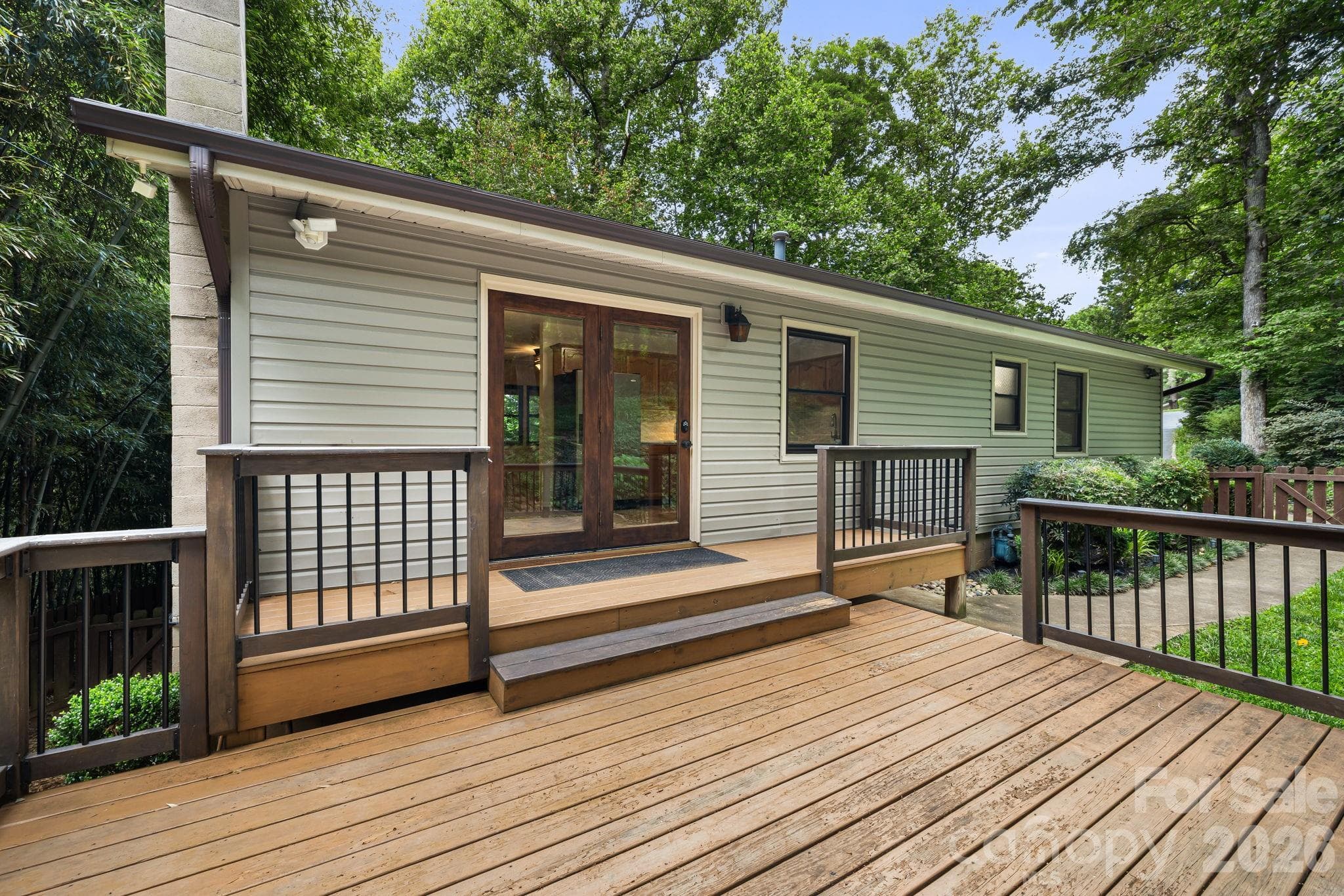 Single Family Residence at 10 Botany View Court, Asheville, photo 2 of 46
