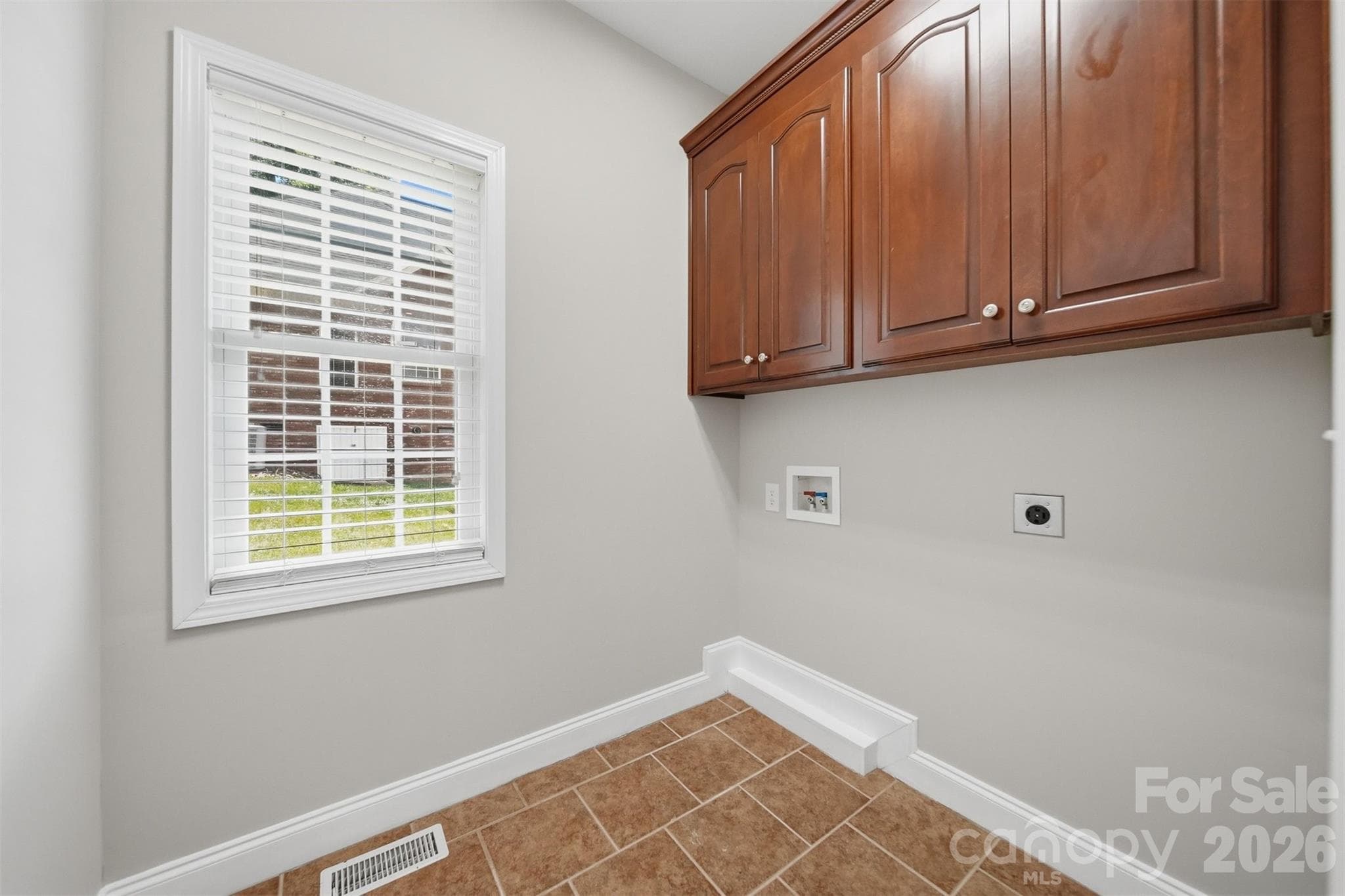 Single Family Residence at 1110 Mayfield Circle NW, Conover, photo 31 of 37