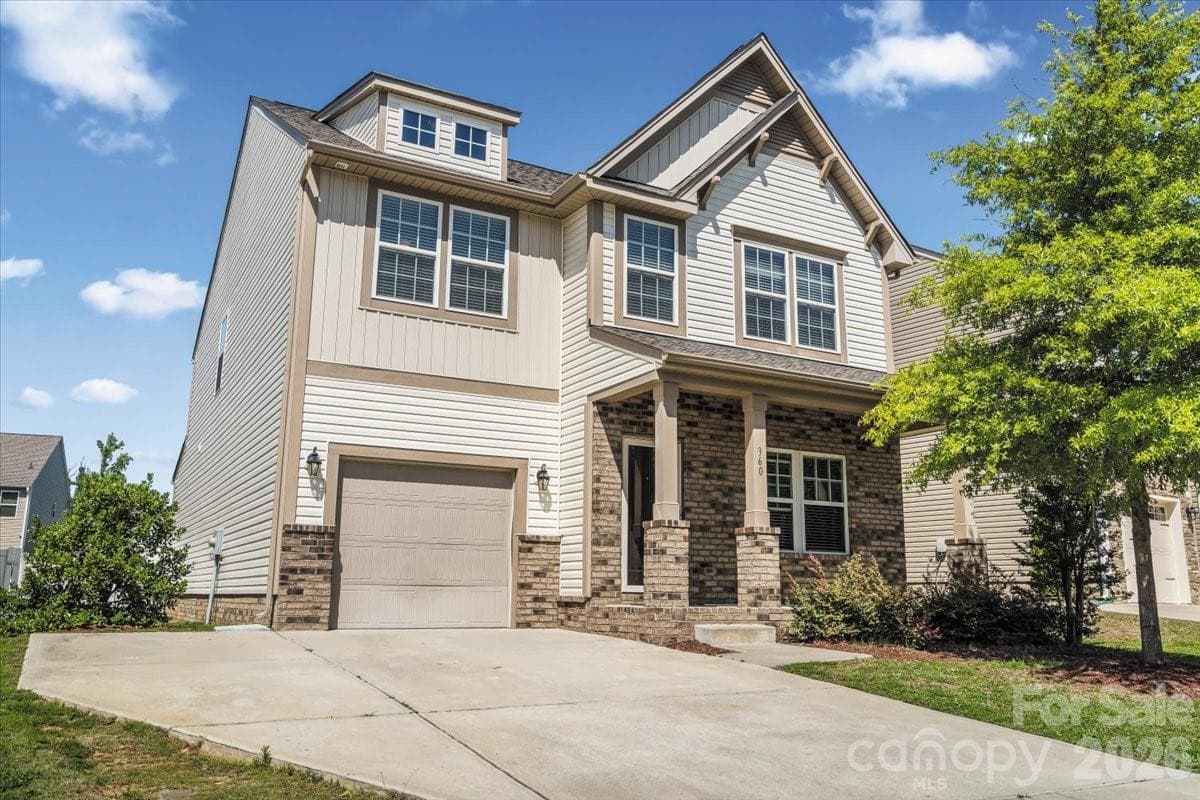 Single Family Residence at Rock Hill, photo 2 of 20