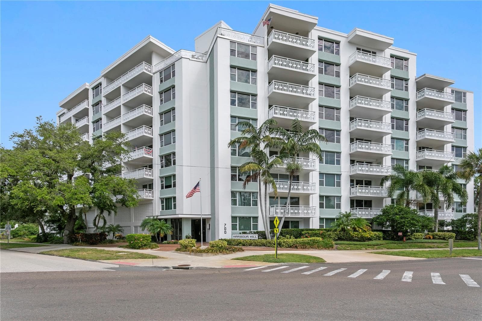 Condominium at 700 BEACH DR NE #603, ST PETERSBURG, photo 3 of 39