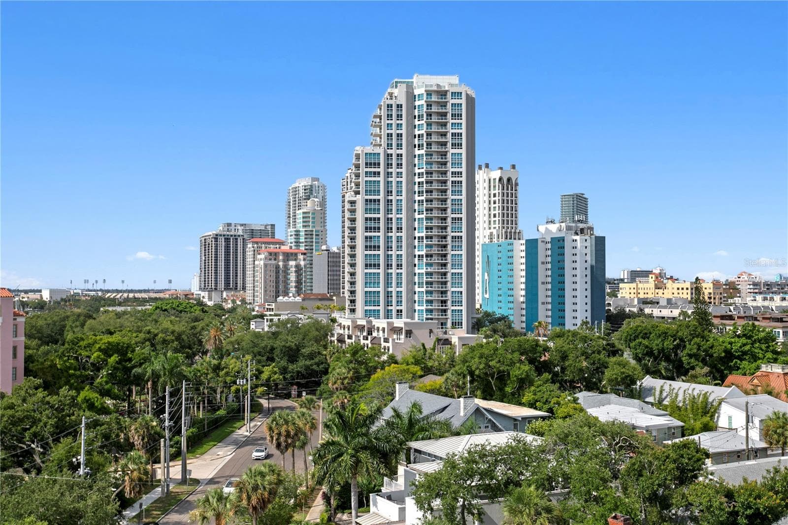Condominium at 700 BEACH DR NE #603, ST PETERSBURG, photo 5 of 39