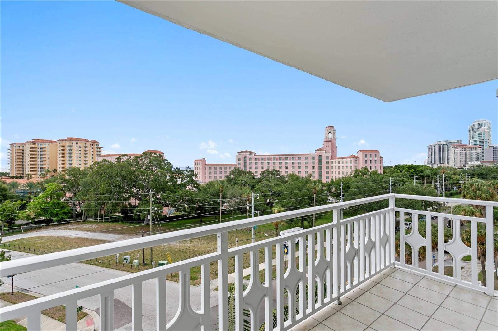 Condominium at 700 BEACH DR NE #603, ST PETERSBURG, photo 8 of 39