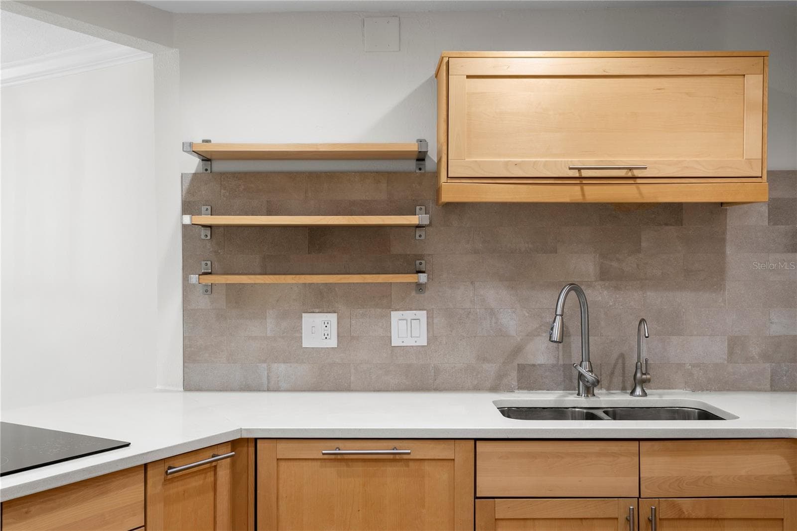 Condominium at 700 BEACH DR NE #603, ST PETERSBURG, photo 15 of 39