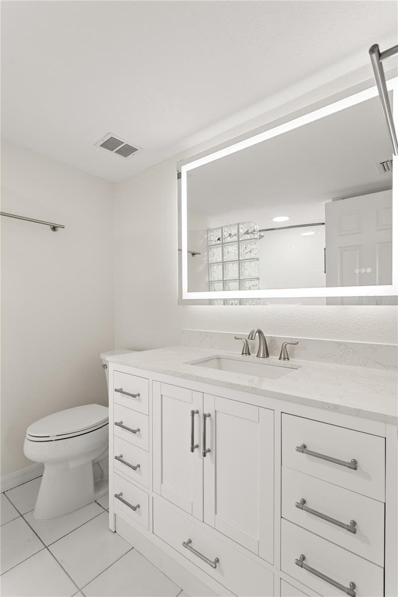 Condominium at 700 BEACH DR NE #603, ST PETERSBURG, photo 27 of 39