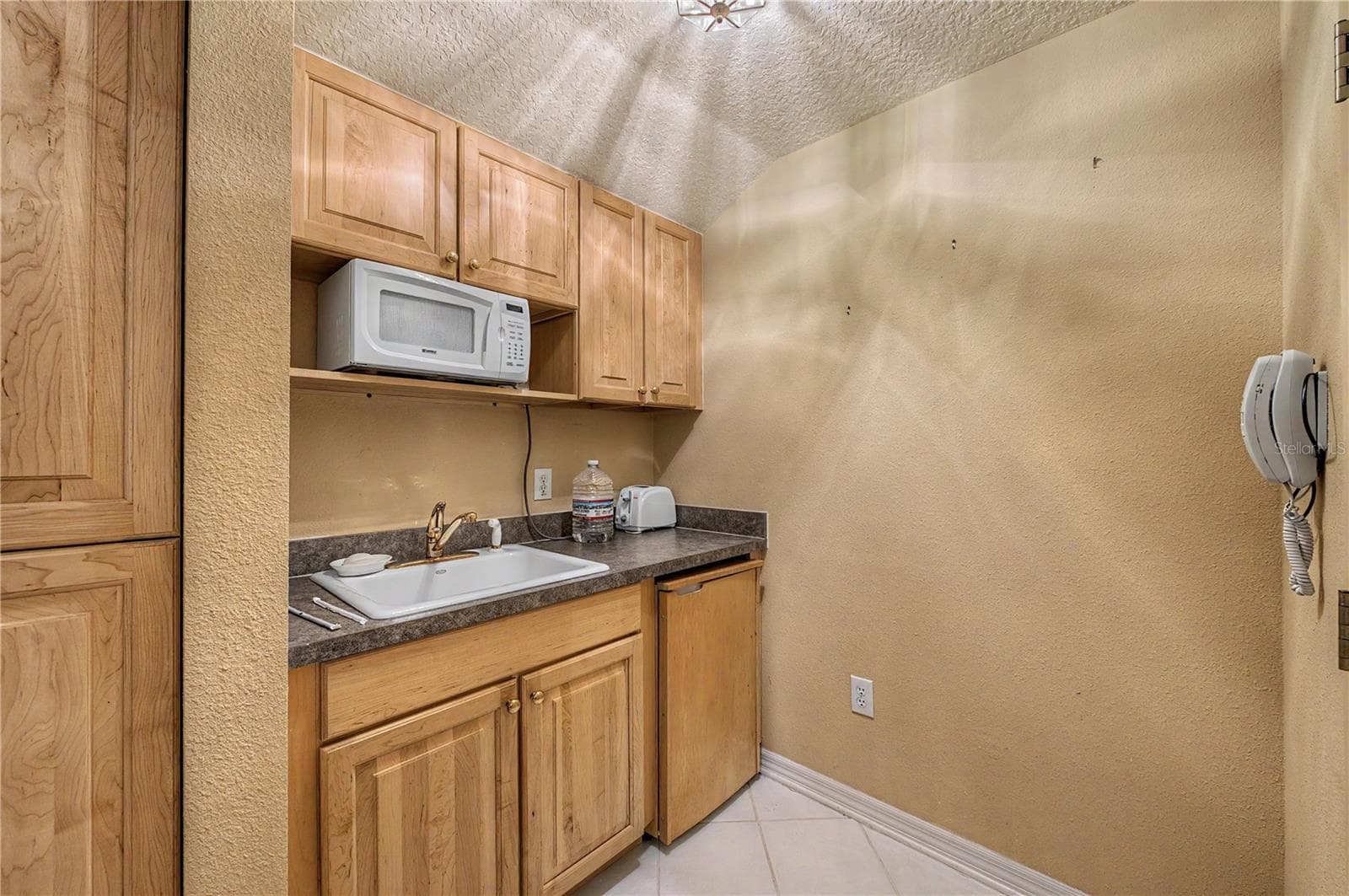 Single Family Residence at 18615 CHEMILLE DR, LUTZ, photo 25 of 40