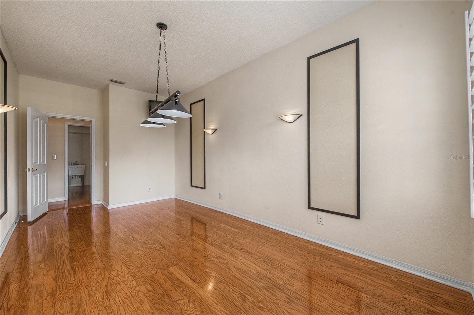 Single Family Residence at 18615 CHEMILLE DR, LUTZ, photo 27 of 40