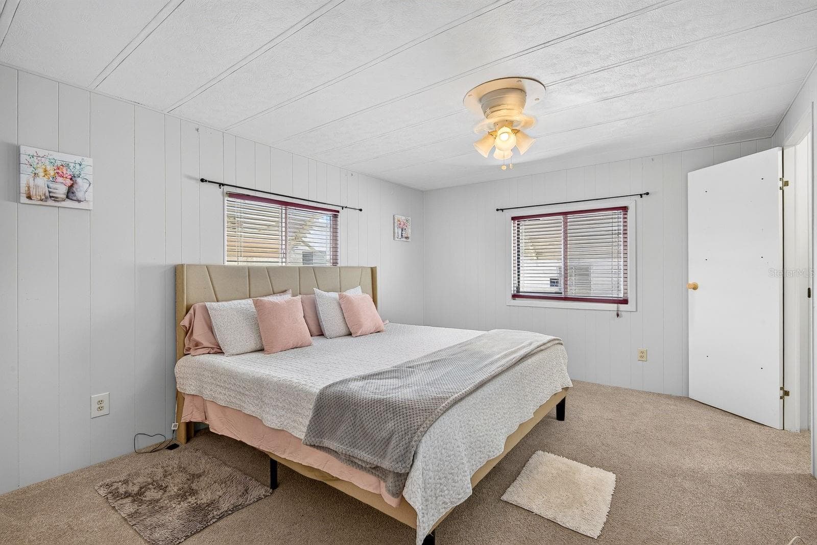 Master Bedroom with Master bath - 2107 PALMA SOLA BLVD #17, BRADENTON
