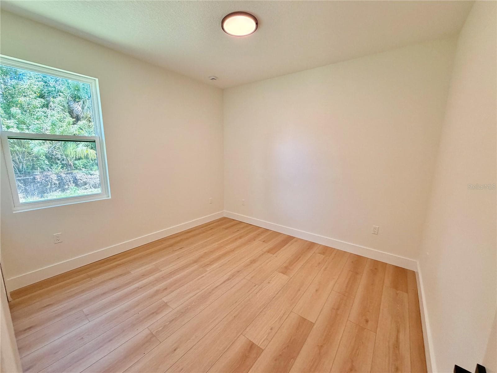 Single Family Residence at 301 EPPINGER DR, PORT CHARLOTTE, photo 47 of 60
