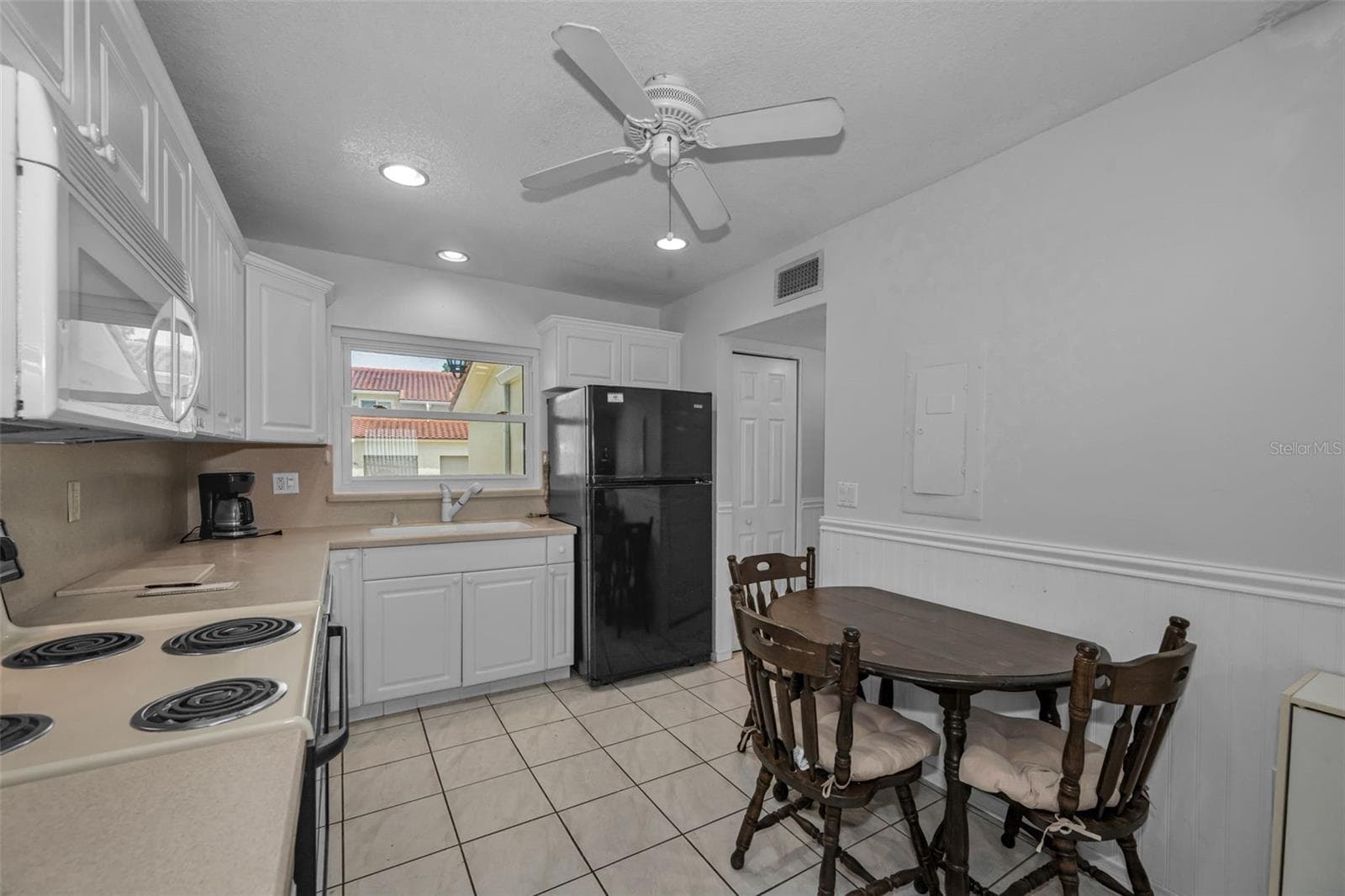 Townhouse at 2700 BAYSHORE BLVD #525, DUNEDIN, photo 24 of 68