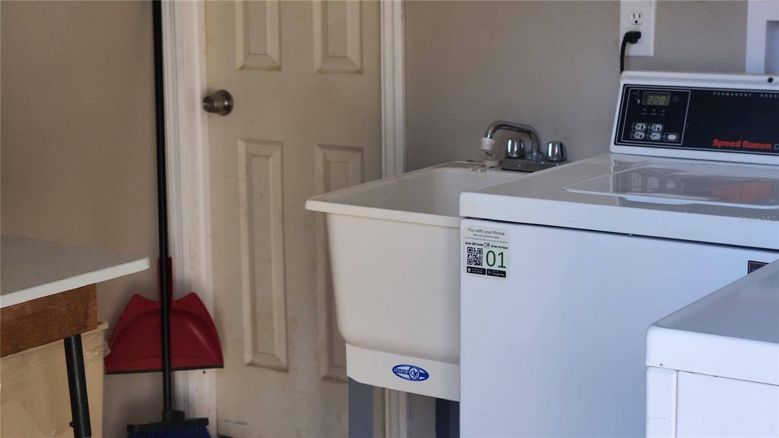 Multi-Family 5+ at 614 OAK AVE, CLEARWATER, photo 20 of 39