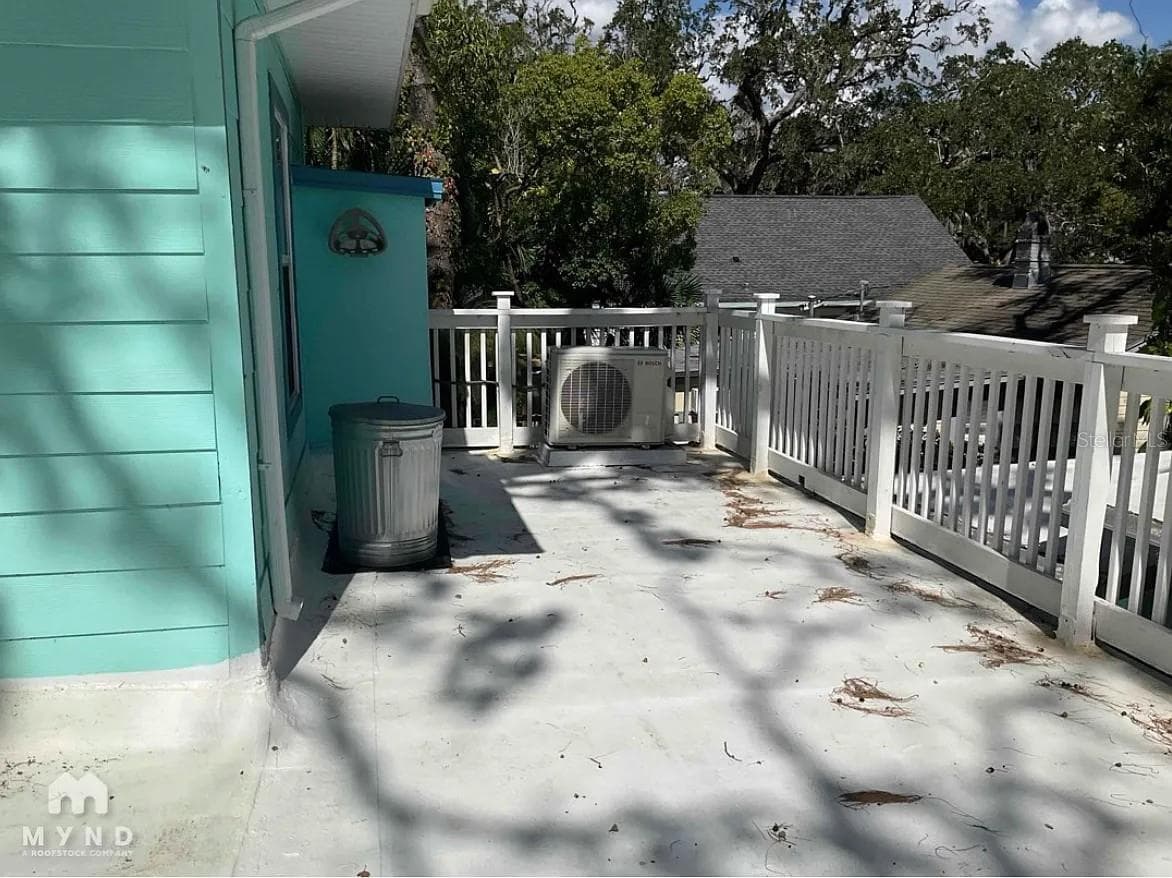 Multi-Family 5+ at 614 OAK AVE, CLEARWATER, photo 8 of 39