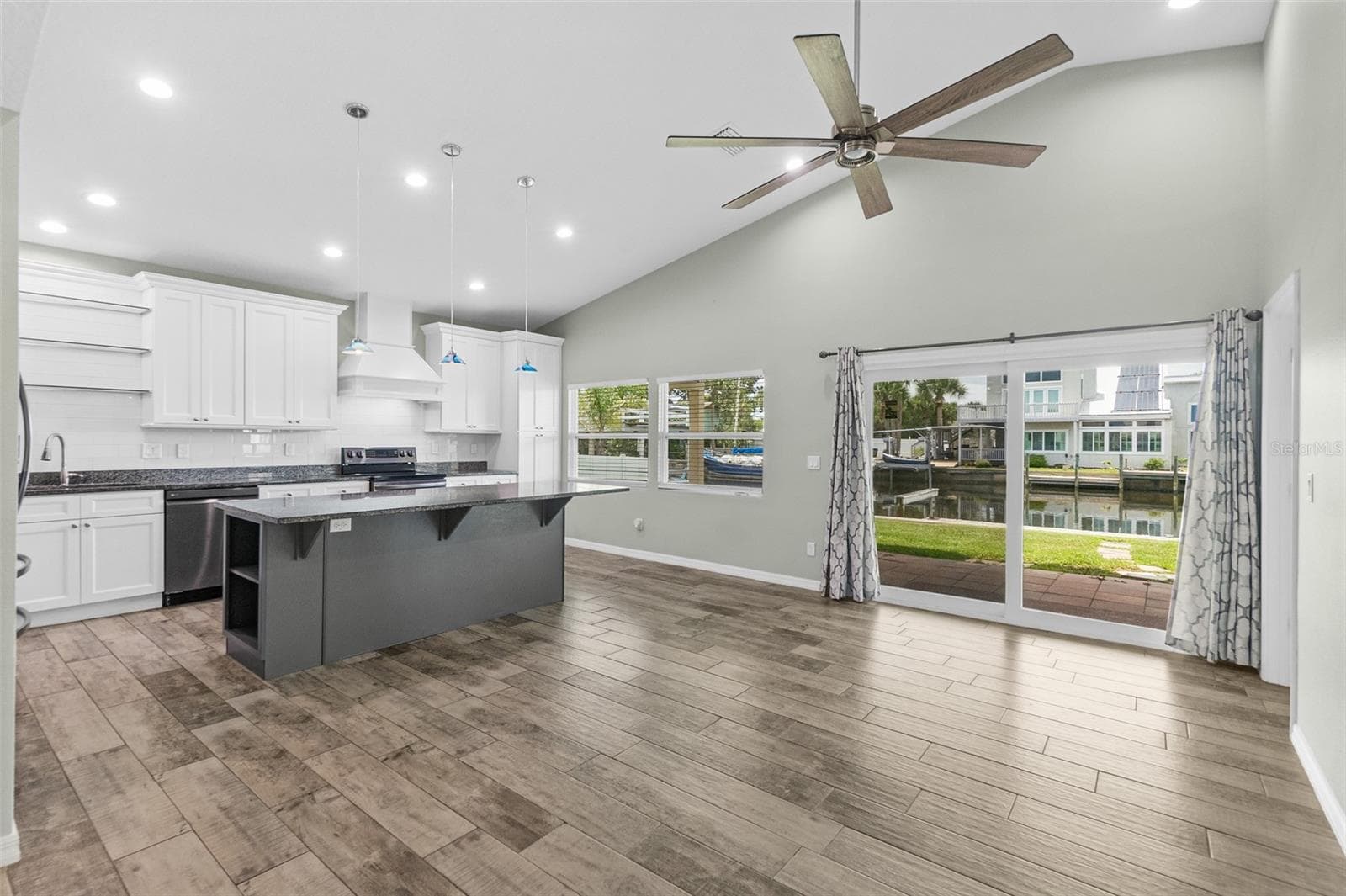 Single Family Residence at 143 AVALON AVE, FLAGLER BEACH, photo 7 of 44