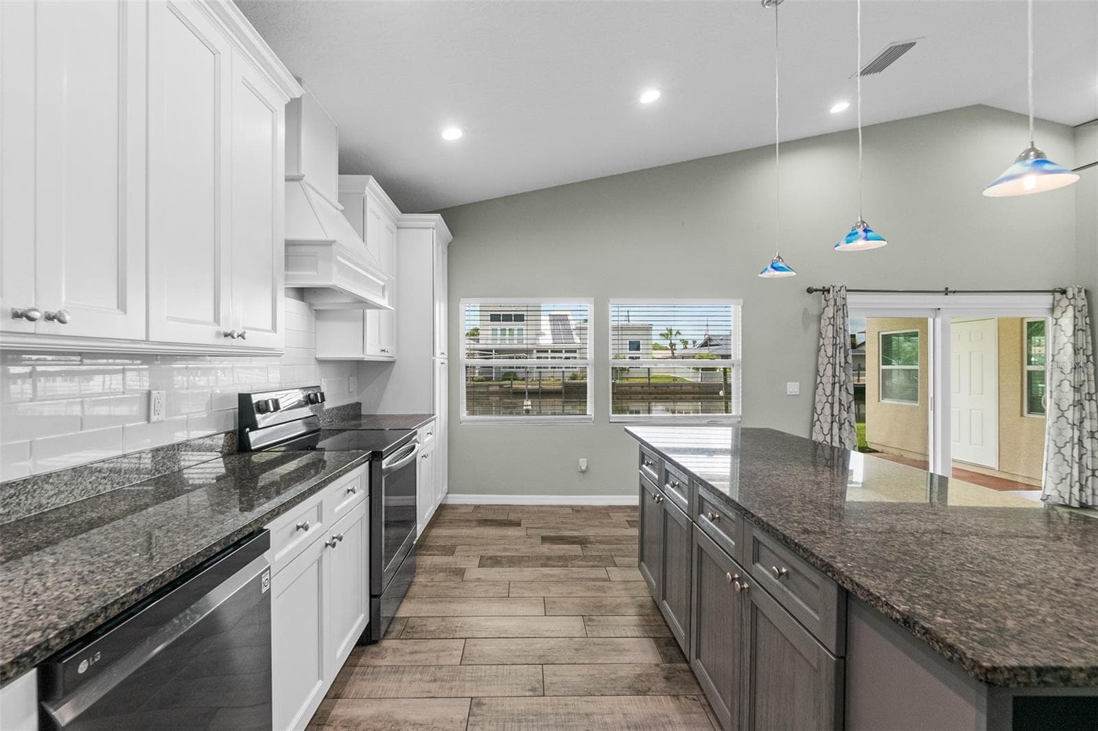 Single Family Residence at 143 AVALON AVE, FLAGLER BEACH, photo 9 of 44