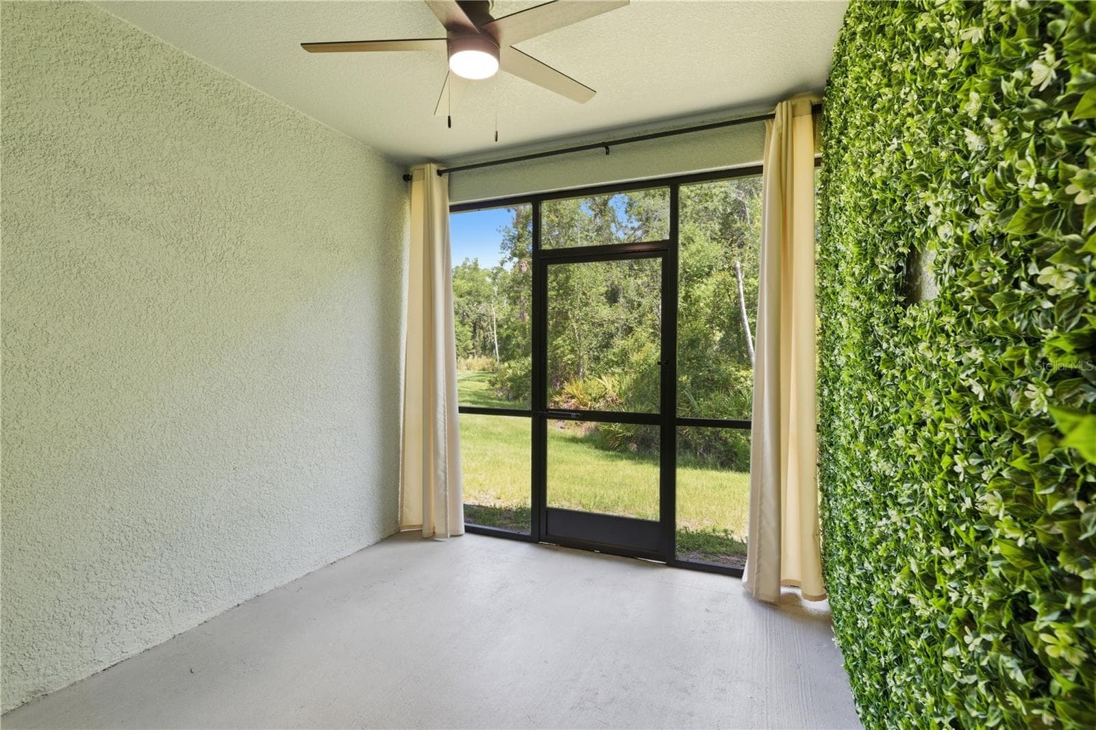 Townhouse at 12034 GRIZZLY LN, NEW PORT RICHEY, photo 6 of 40