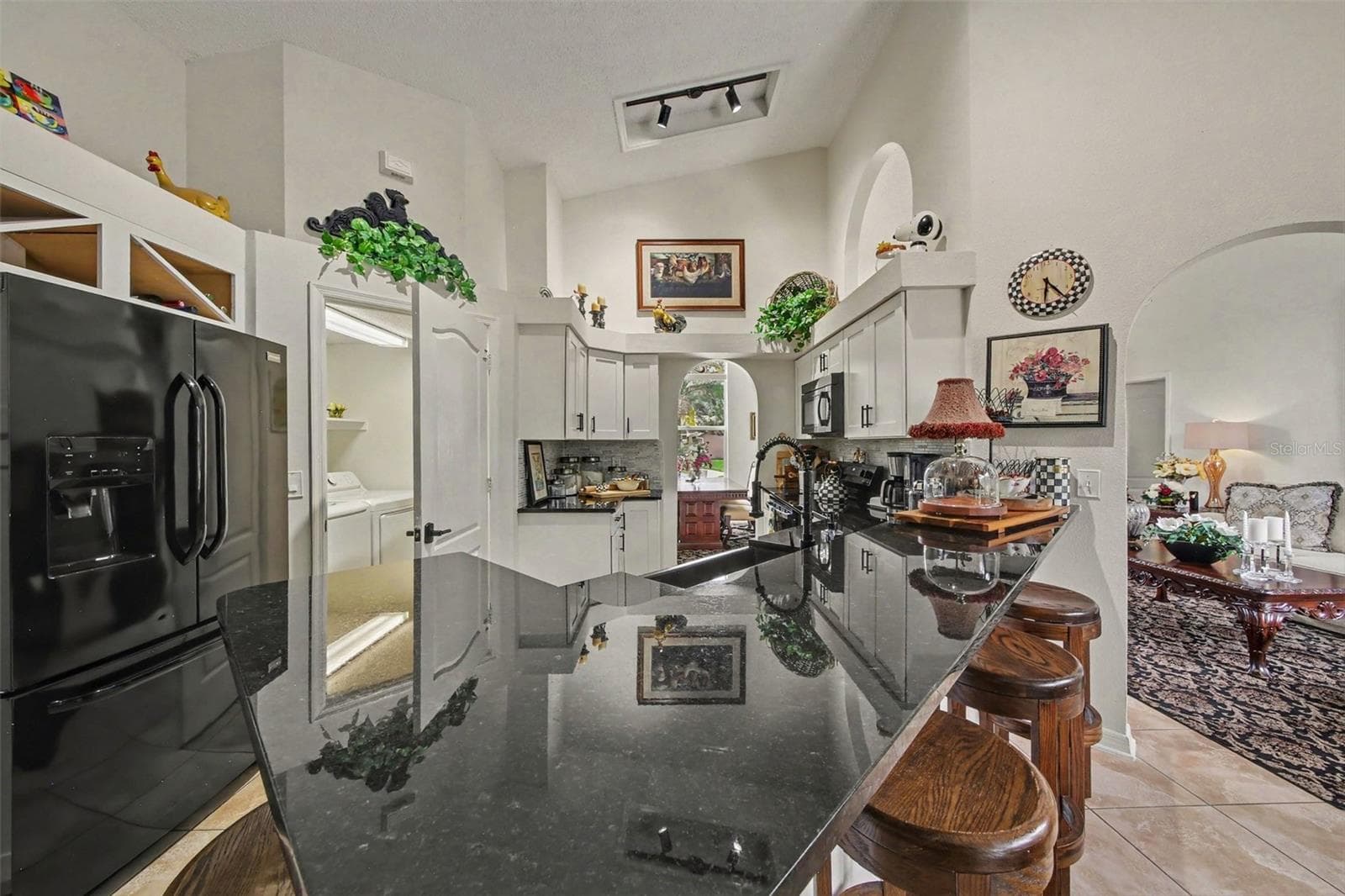 Large Granite Counter - 1986 CRYSTAL DOWNS CT, OVIEDO