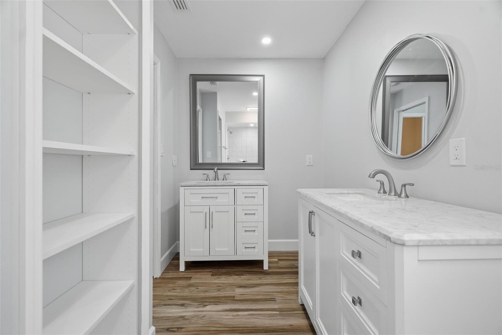 Primary Bath - 2 sinks - 104 NESTLEBRANCH DR, SAFETY HARBOR