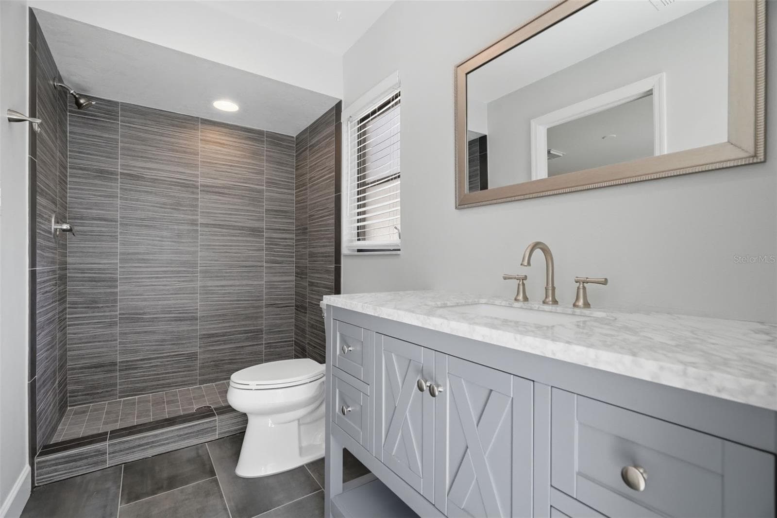 Bathroom 3 (Pool Bath) - 104 NESTLEBRANCH DR, SAFETY HARBOR