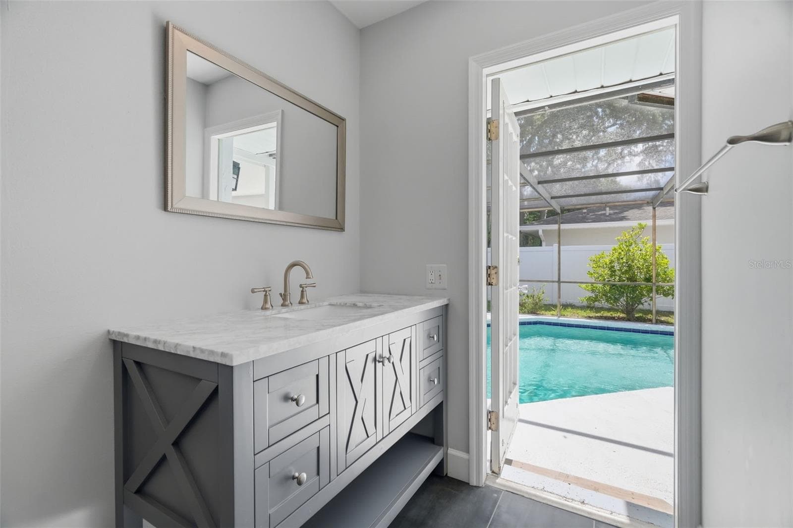 Bathroom 3 (Pool Bath) - 104 NESTLEBRANCH DR, SAFETY HARBOR