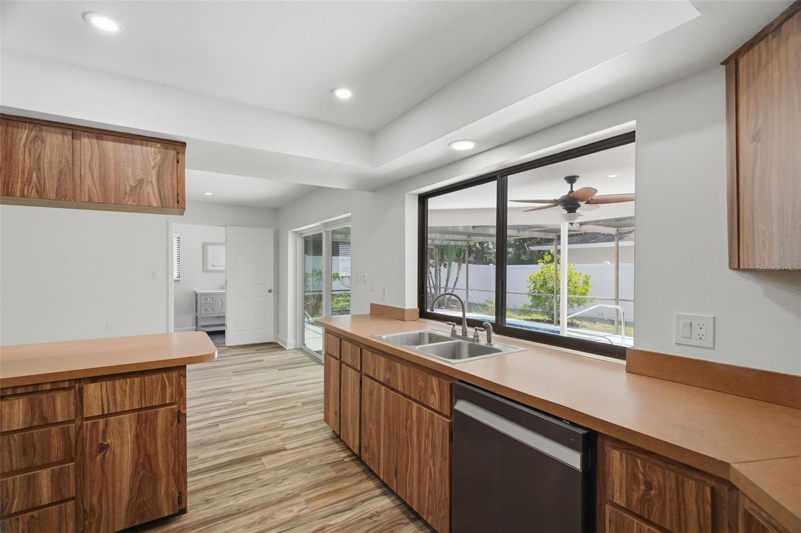 Single Family Residence at 104 NESTLEBRANCH DR, SAFETY HARBOR, photo 25 of 41