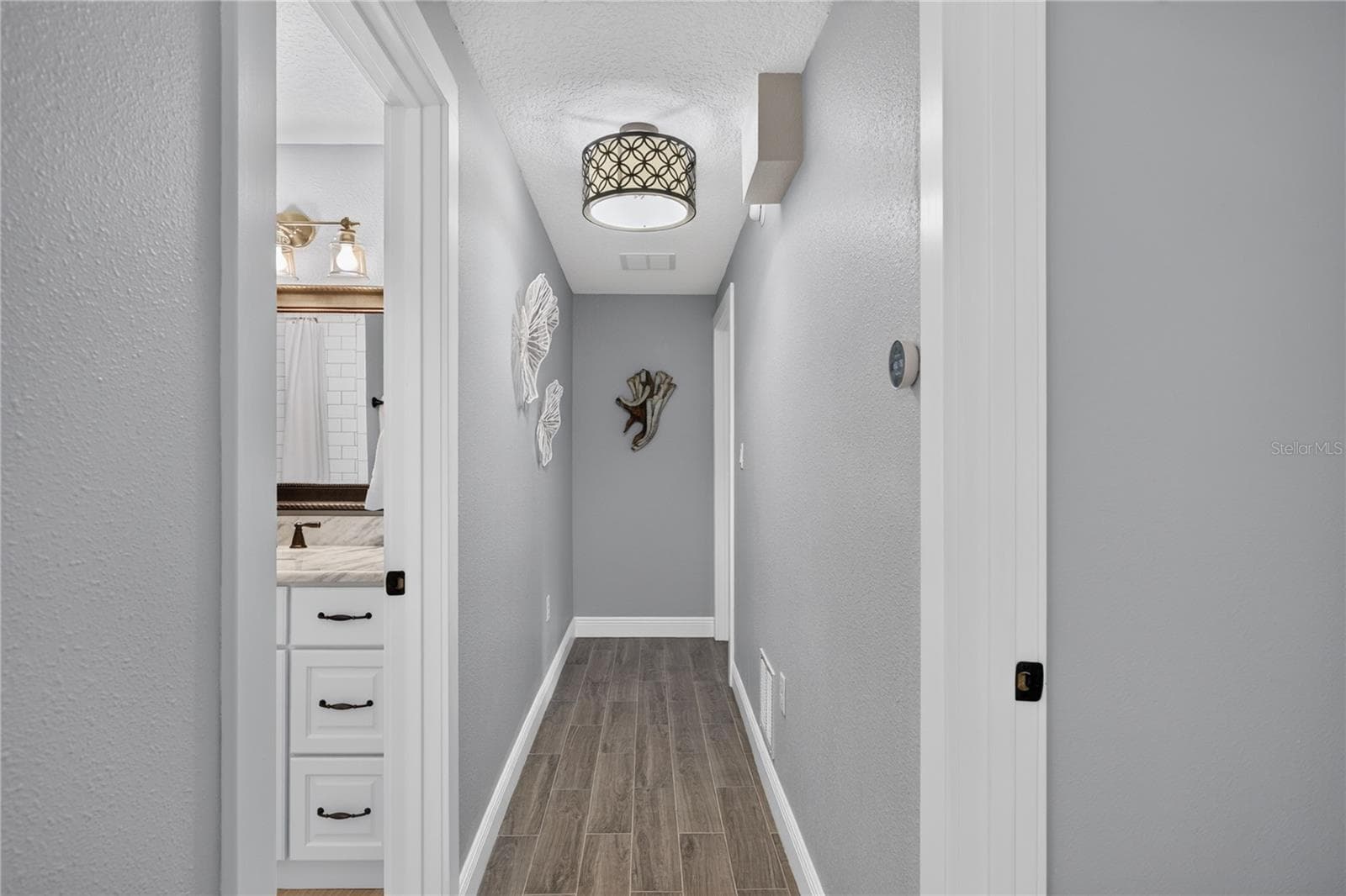 Hallway - 102 N CLAYTON ST, MOUNT DORA