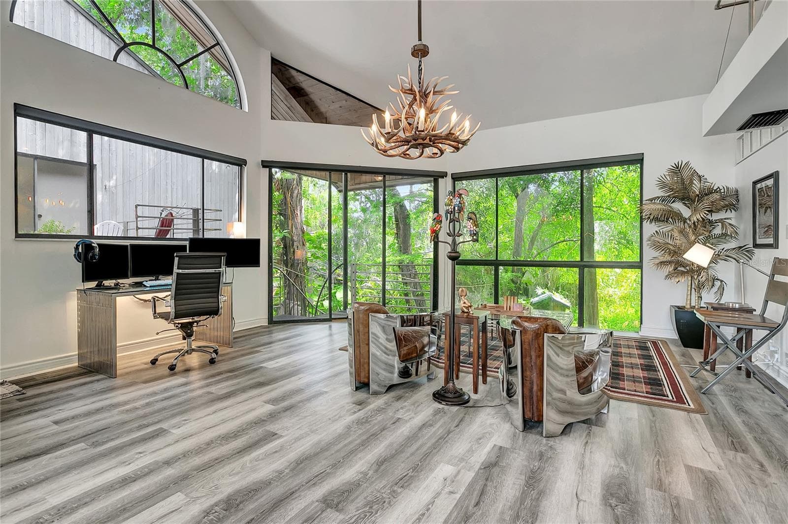 Single Family Residence at 312 S RIVERHILLS DR, TAMPA, photo 86 of 100
