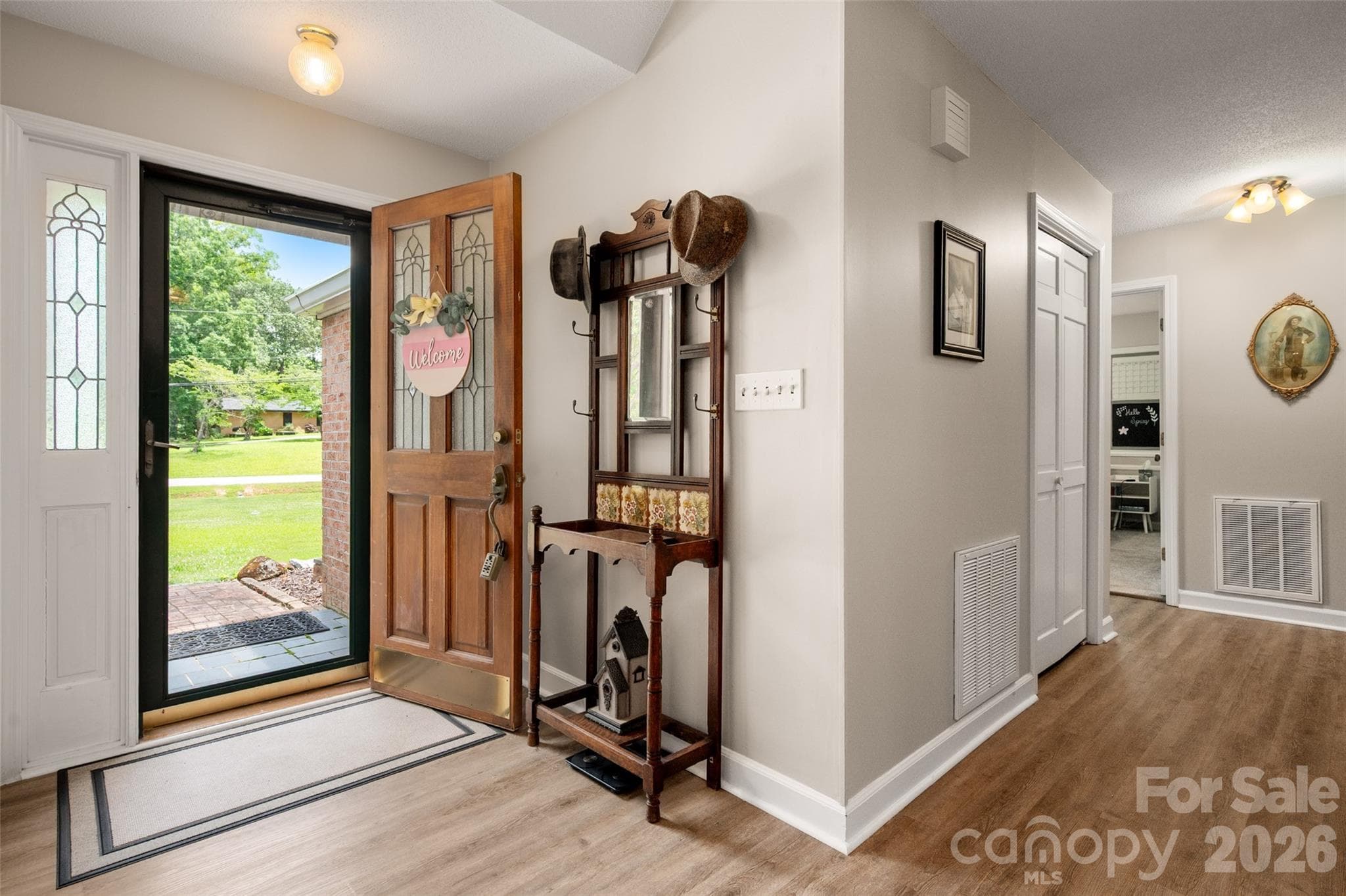 Front Entry - 1929 Havenwood Drive, Lancaster