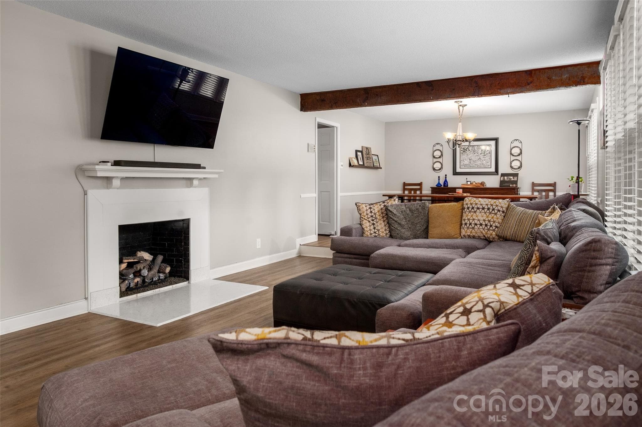 Single Family Residence at 1929 Havenwood Drive, Lancaster, photo 6 of 48