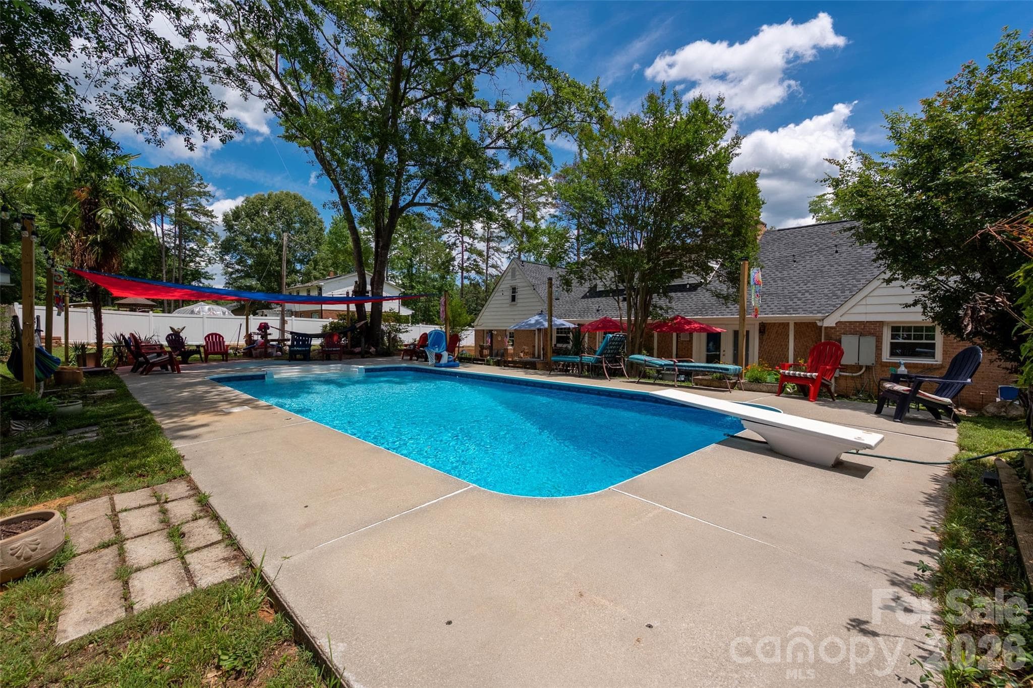 Outdoor Oasis - 1929 Havenwood Drive, Lancaster