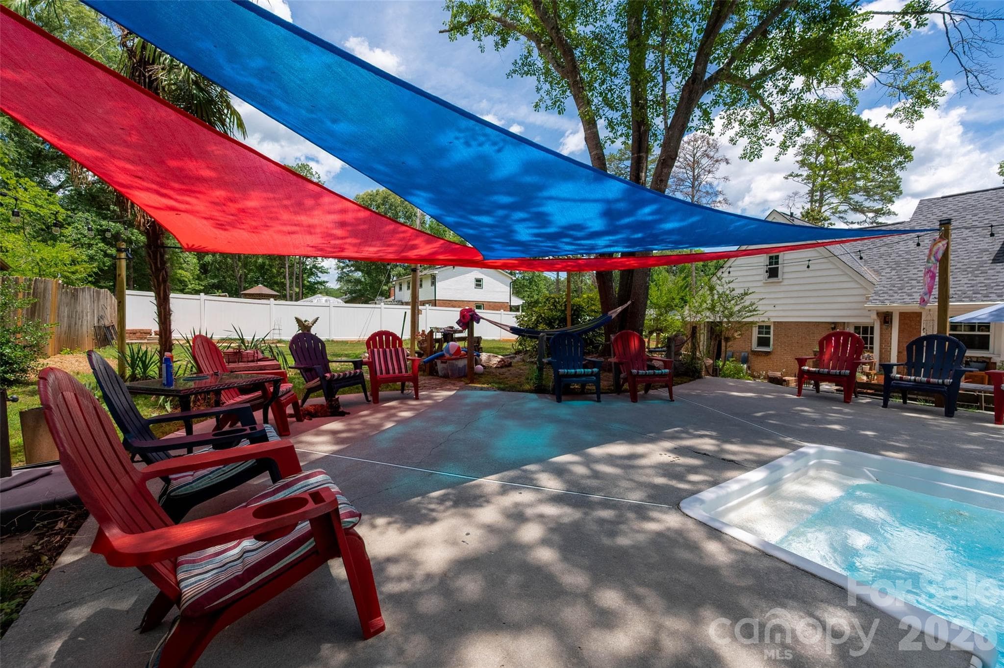 Outdoor Oasis - 1929 Havenwood Drive, Lancaster