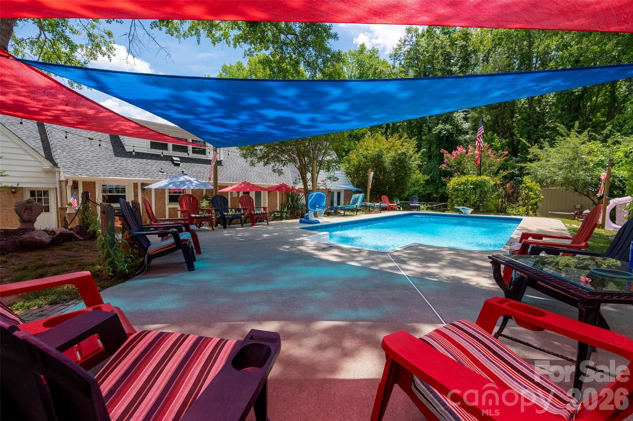 Outdoor Oasis - 1929 Havenwood Drive, Lancaster