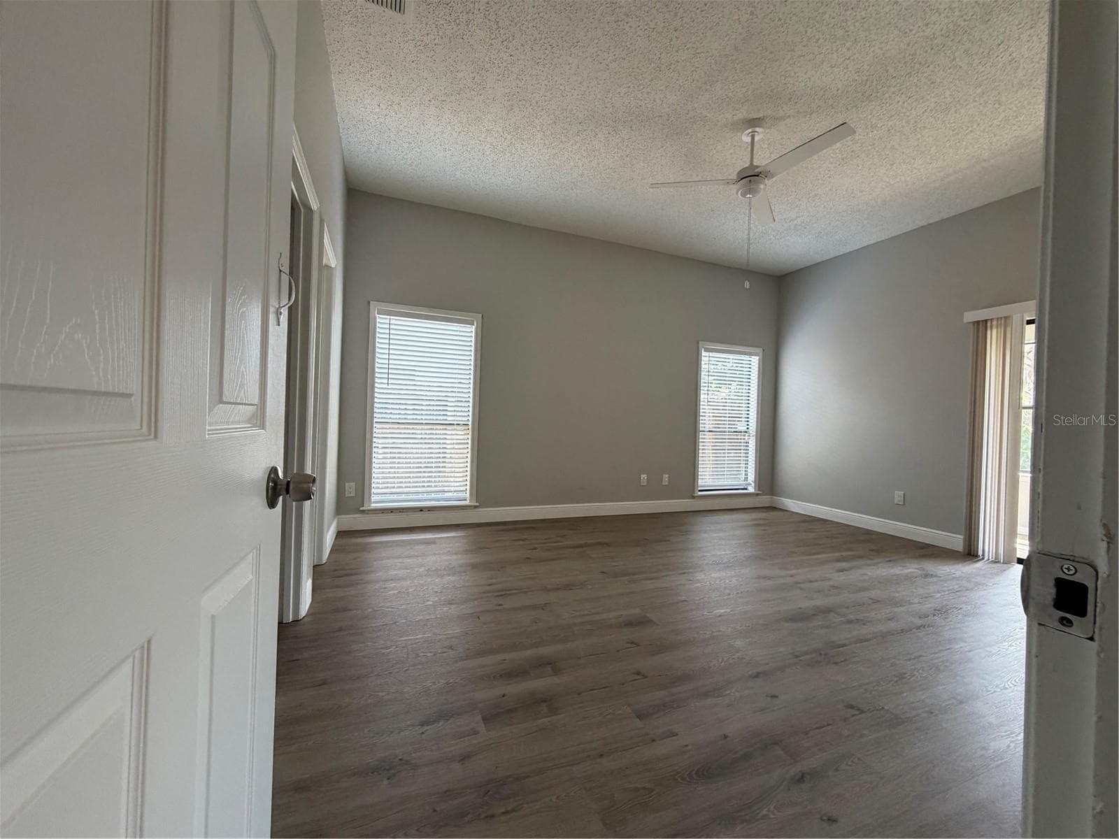 new vinyl flooring - 1009 CORKWOOD DR, OVIEDO