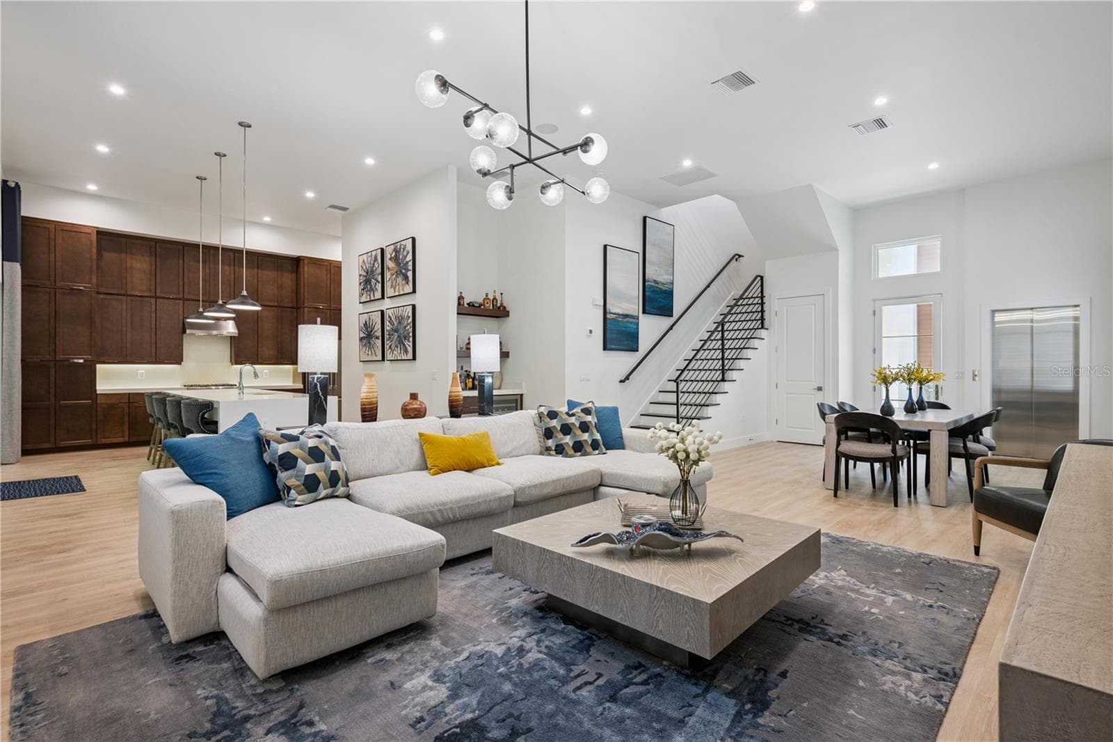 Open Concept Living Room/Dining room and Gourmet Kitchen - 512 W SWOOPE AVE, WINTER PARK
