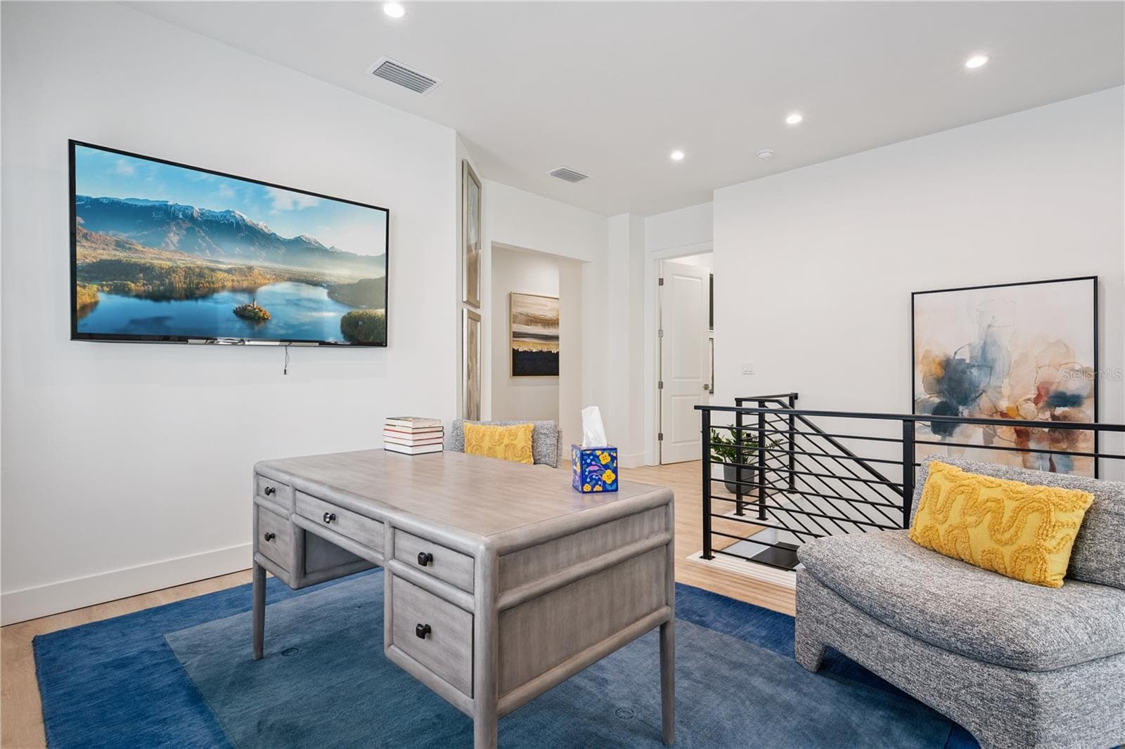 Second Floor Loft with view to Primary and Secondary Bedrooms - 512 W SWOOPE AVE, WINTER PARK