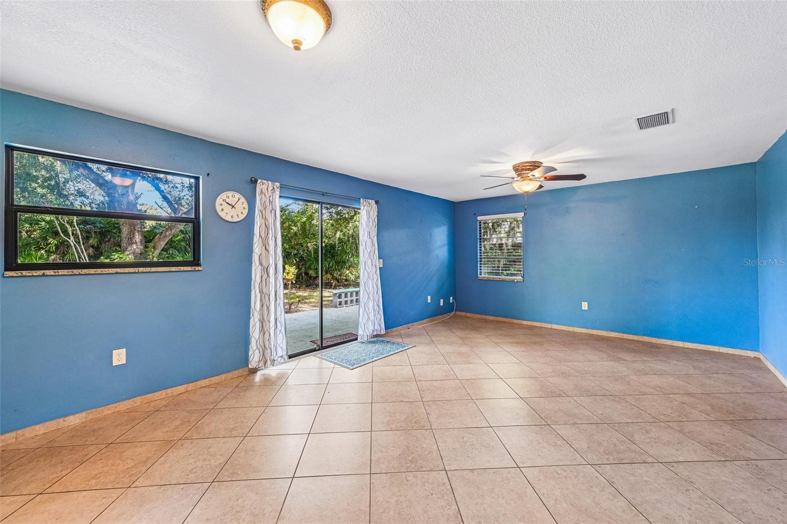 Single Family Residence at 3304 SWAAN LN, SARASOTA, photo 14 of 32
