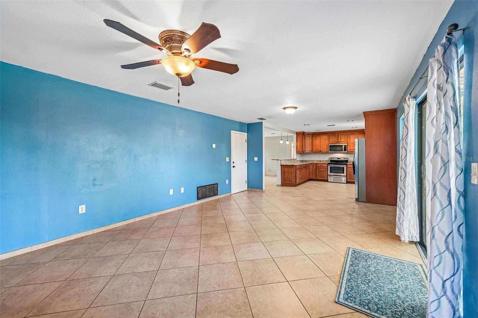 Single Family Residence at 3304 SWAAN LN, SARASOTA, photo 16 of 32