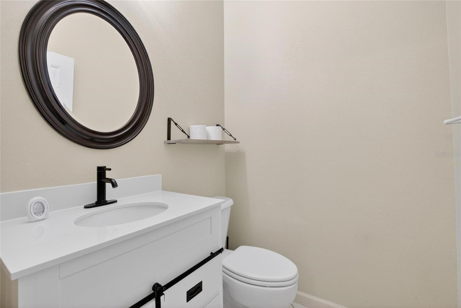 Upstairs half bath. - 307 SUMMER CLOUDS PL, BRANDON