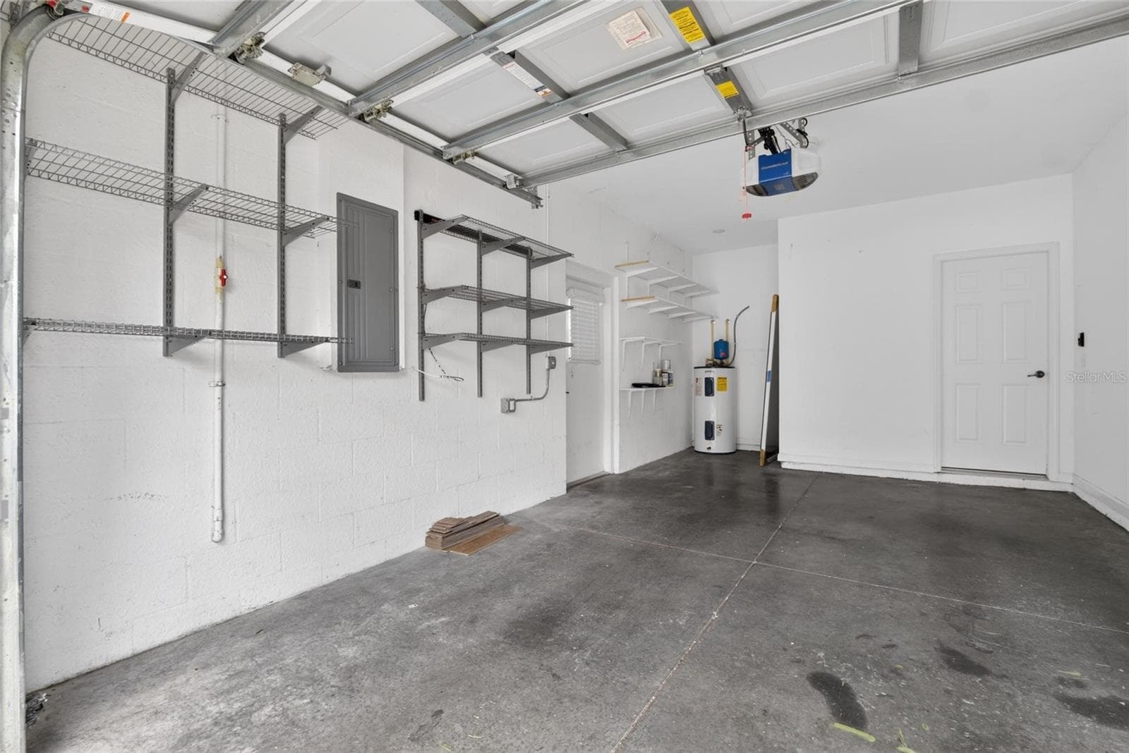 One car garage. - 307 SUMMER CLOUDS PL, BRANDON