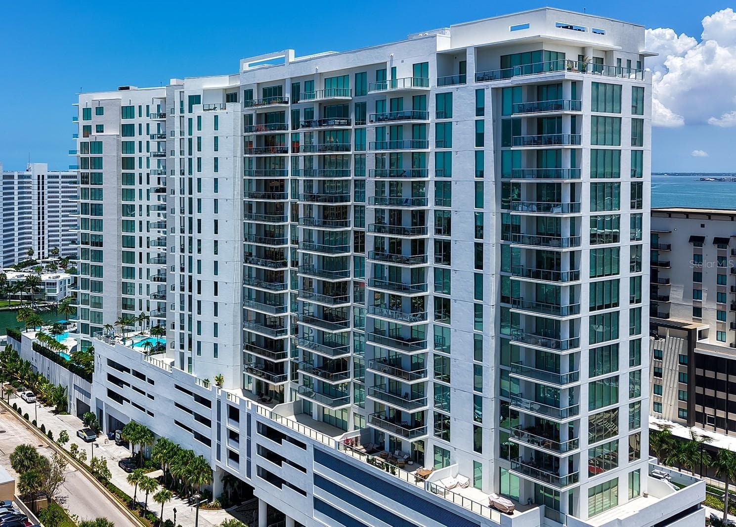 301 QUAY COMMONS #1007