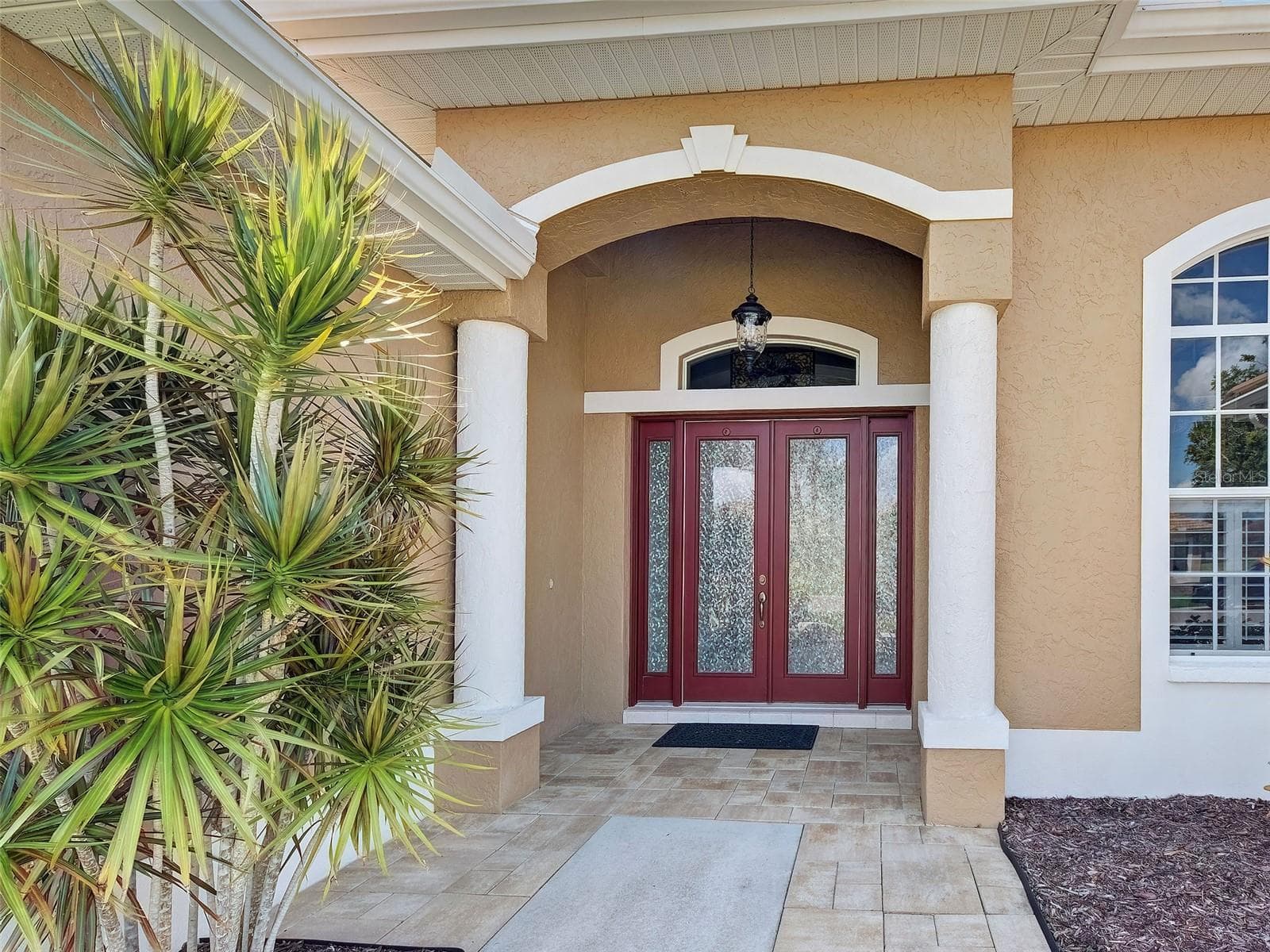 Single Family Residence at 311 WILD PINE WAY, VENICE, photo 6 of 86