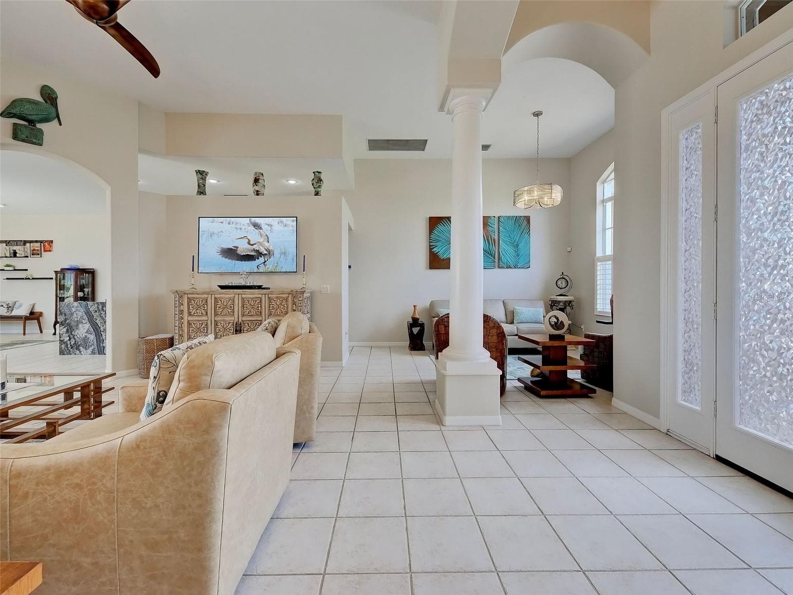 Single Family Residence at 311 WILD PINE WAY, VENICE, photo 10 of 86