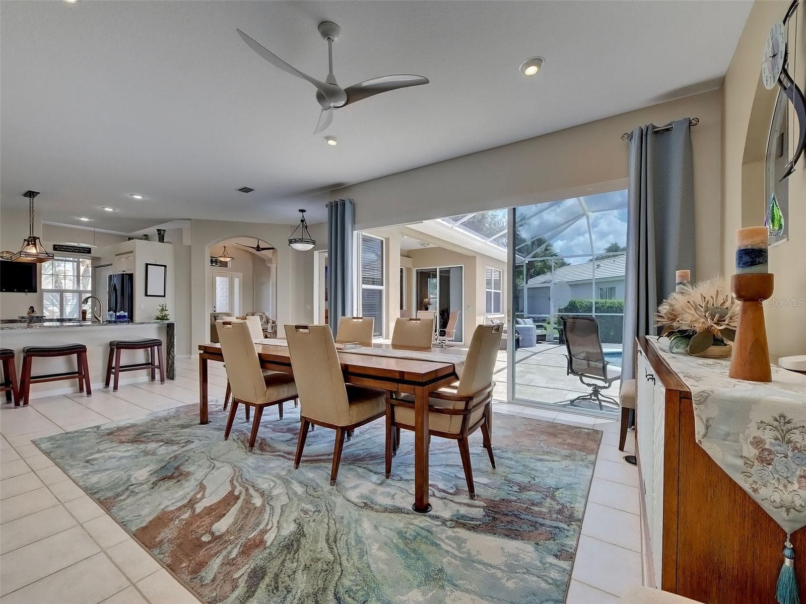 Single Family Residence at 311 WILD PINE WAY, VENICE, photo 19 of 86