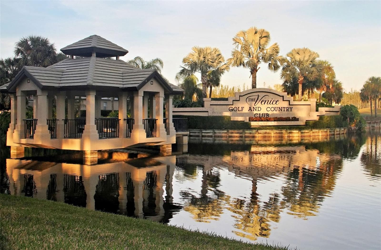 Single Family Residence at 311 WILD PINE WAY, VENICE, photo 68 of 86