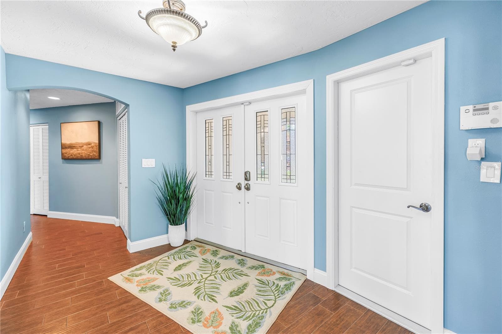 Single Family Residence at 1964 MASSACHUSETTS AVE NE, ST PETERSBURG, photo 6 of 48