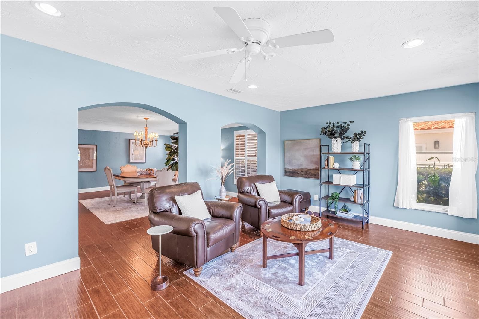 Single Family Residence at 1964 MASSACHUSETTS AVE NE, ST PETERSBURG, photo 13 of 48