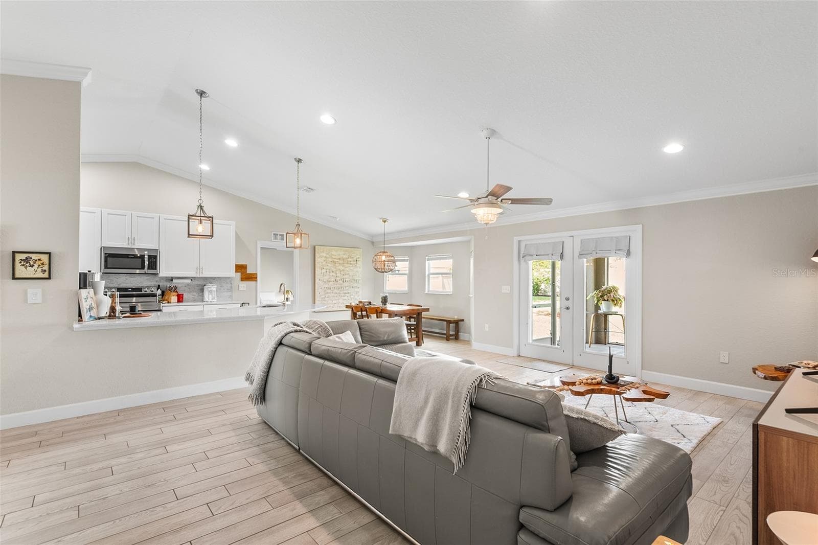 Single Family Residence at 444 LAKE VIEW WAY, AUBURNDALE, photo 12 of 46