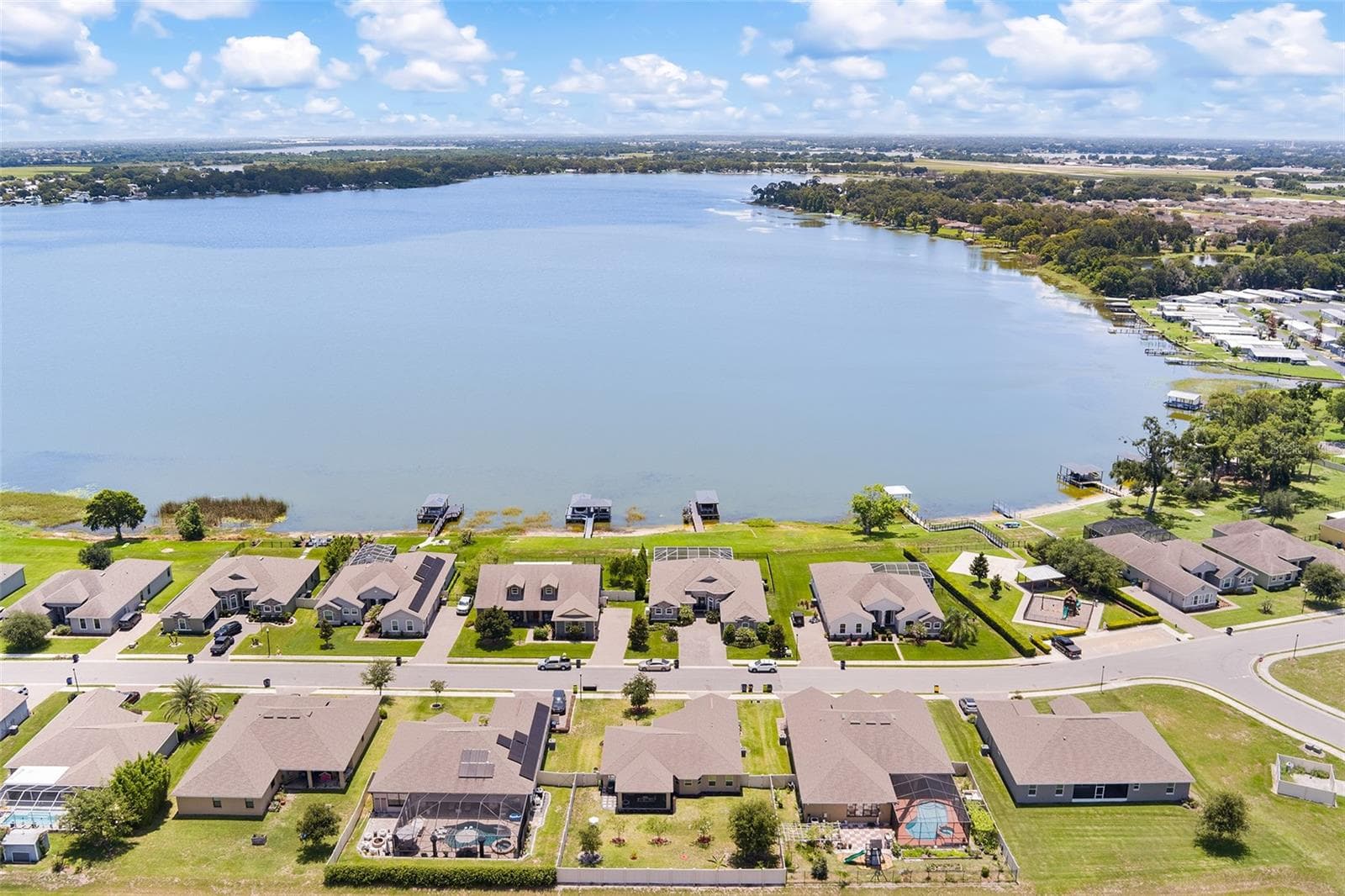 Single Family Residence at 444 LAKE VIEW WAY, AUBURNDALE, photo 41 of 46