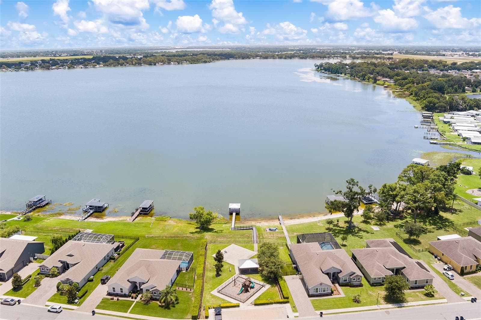 Single Family Residence at 444 LAKE VIEW WAY, AUBURNDALE, photo 44 of 46