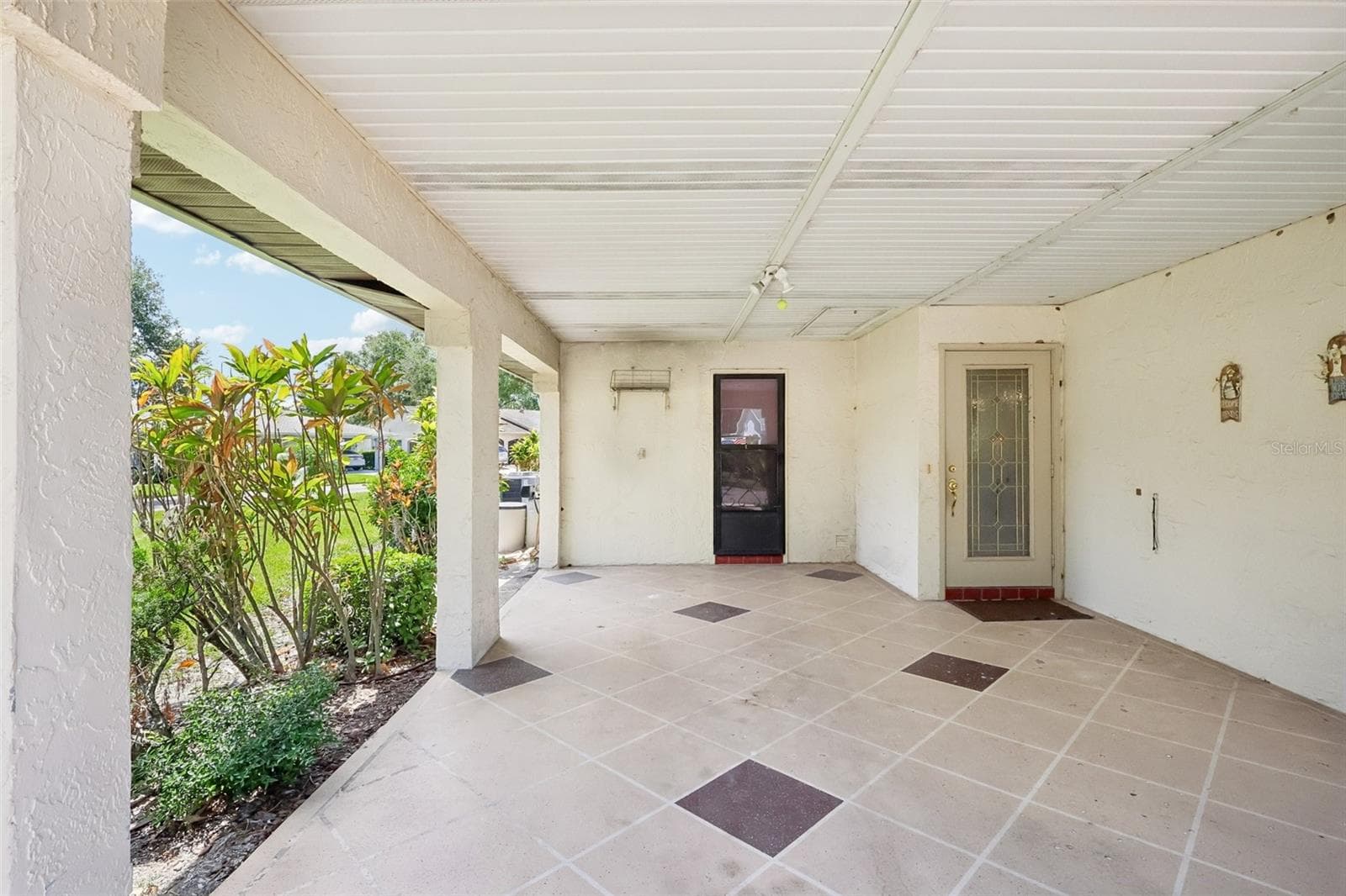 Condominium at 2017 HAMPSTEAD CIR, SUN CITY CENTER, photo 2 of 67
